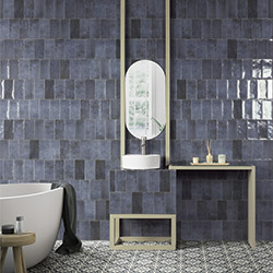 AZURRO-CAMDEN-LONDON-TRINITY-MAINZU.jpg