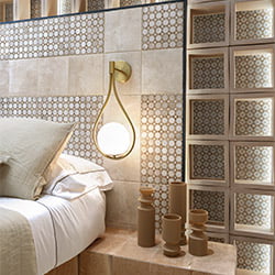 SQUARE-ETHERNAL-LIGHT-OCEAN-RIAD-MOSAIC-ARABIAN-COTTO-CLAY-MAINZU.jpg
